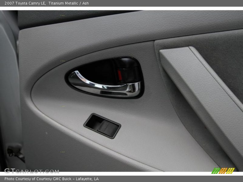 Titanium Metallic / Ash 2007 Toyota Camry LE
