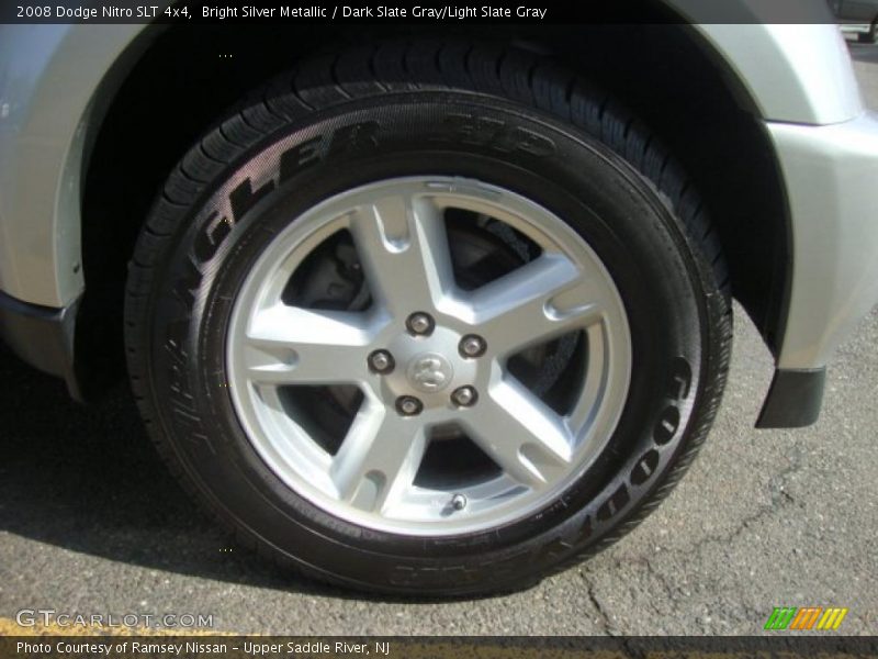 Bright Silver Metallic / Dark Slate Gray/Light Slate Gray 2008 Dodge Nitro SLT 4x4