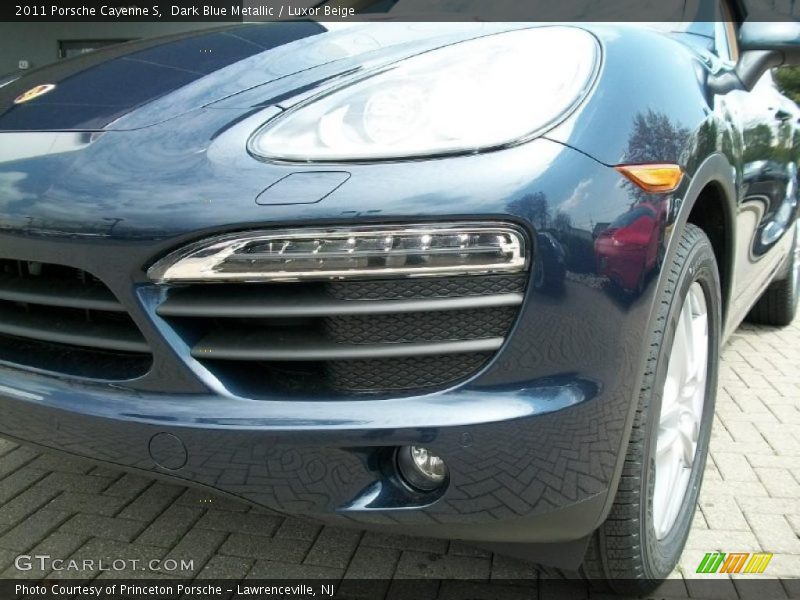 Dark Blue Metallic / Luxor Beige 2011 Porsche Cayenne S