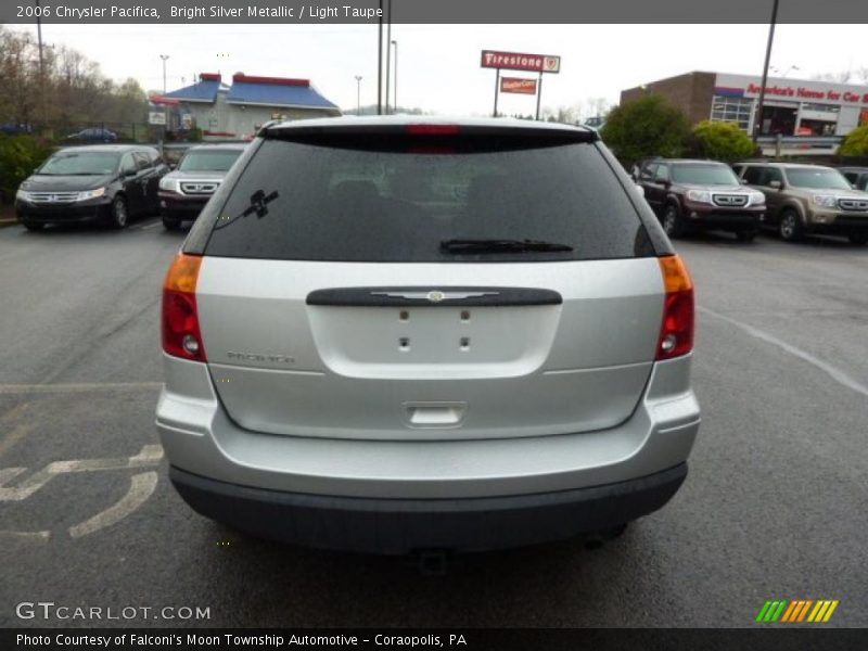 Bright Silver Metallic / Light Taupe 2006 Chrysler Pacifica