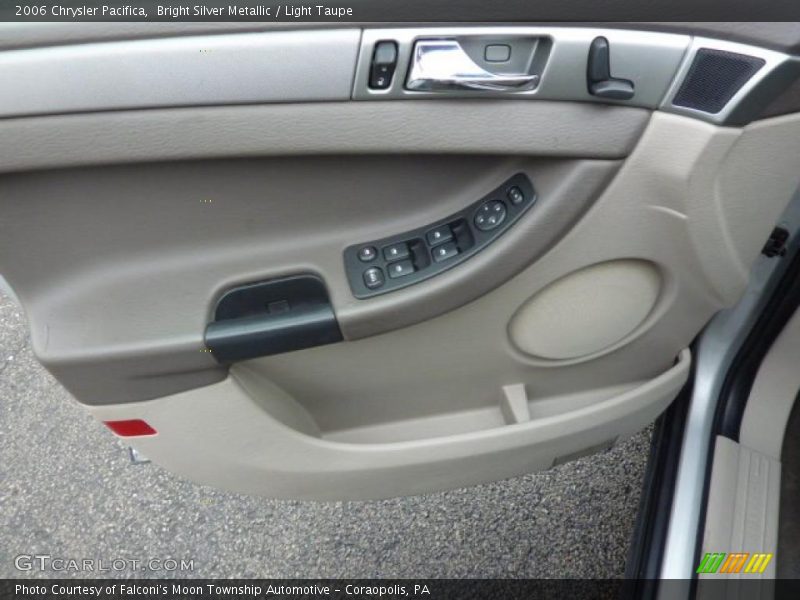 Bright Silver Metallic / Light Taupe 2006 Chrysler Pacifica