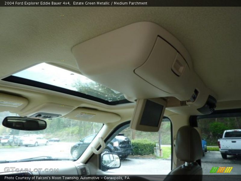 Estate Green Metallic / Medium Parchment 2004 Ford Explorer Eddie Bauer 4x4