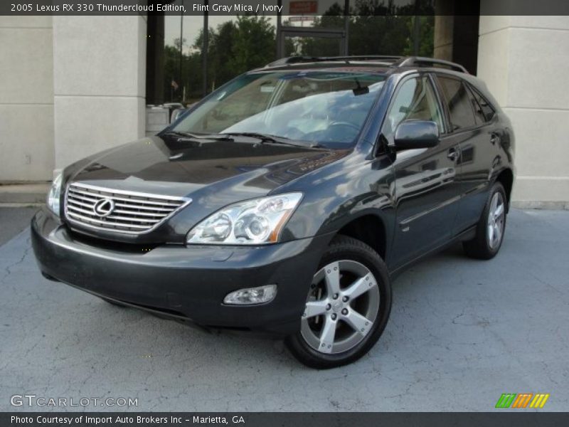 Front 3/4 View of 2005 RX 330 Thundercloud Edition