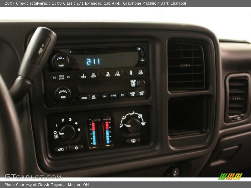 Graystone Metallic / Dark Charcoal 2007 Chevrolet Silverado 1500 Classic Z71 Extended Cab 4x4