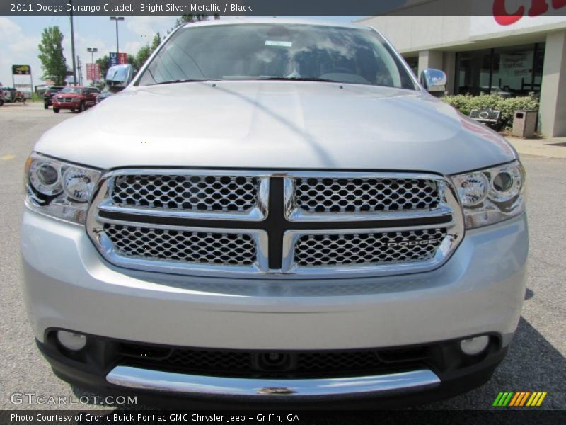 Bright Silver Metallic / Black 2011 Dodge Durango Citadel