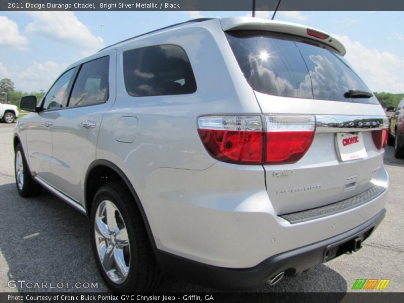Bright Silver Metallic / Black 2011 Dodge Durango Citadel