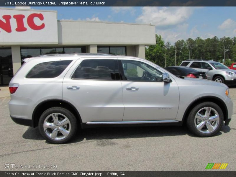 Bright Silver Metallic / Black 2011 Dodge Durango Citadel