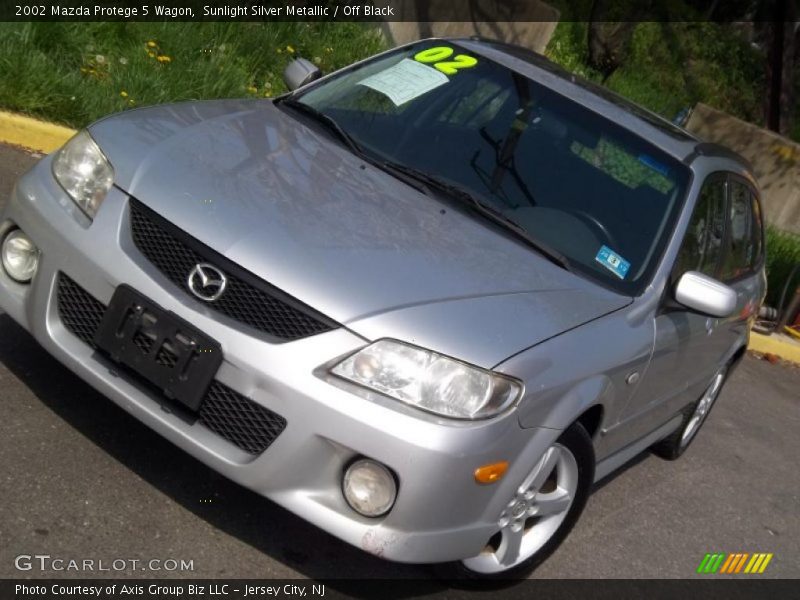 Sunlight Silver Metallic / Off Black 2002 Mazda Protege 5 Wagon