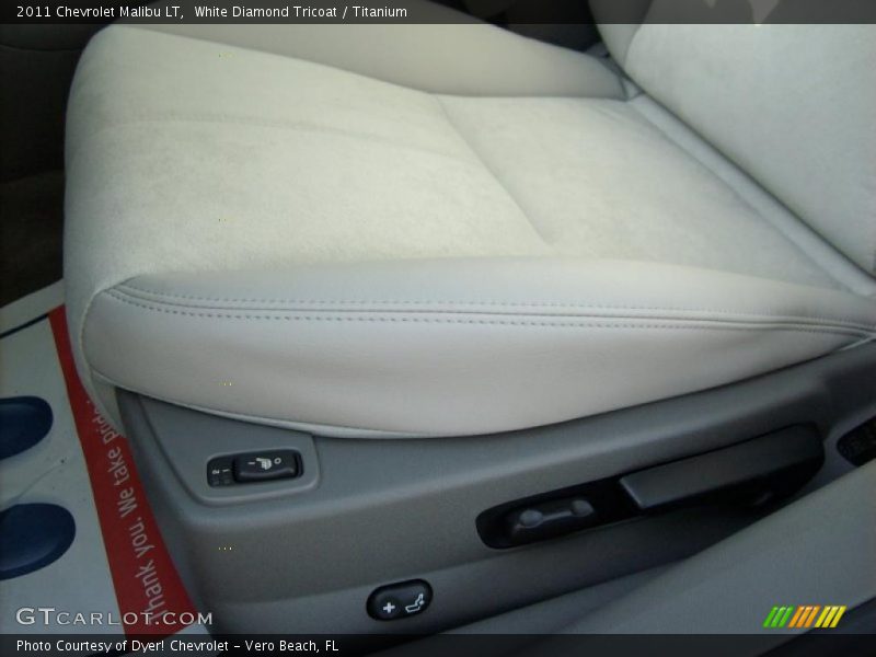 White Diamond Tricoat / Titanium 2011 Chevrolet Malibu LT