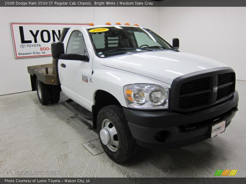 Bright White / Medium Slate Gray 2008 Dodge Ram 3500 ST Regular Cab Chassis