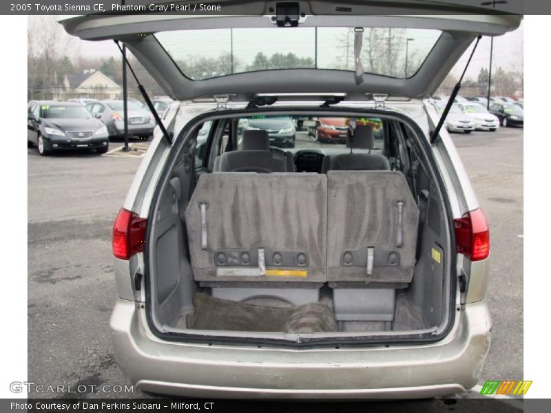 Phantom Gray Pearl / Stone 2005 Toyota Sienna CE