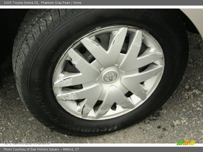 Phantom Gray Pearl / Stone 2005 Toyota Sienna CE