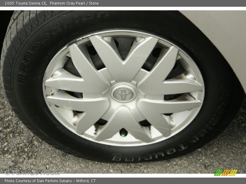 Phantom Gray Pearl / Stone 2005 Toyota Sienna CE