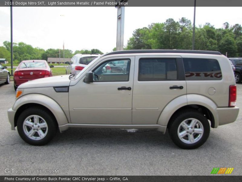  2010 Nitro SXT Light Sandstone Metallic
