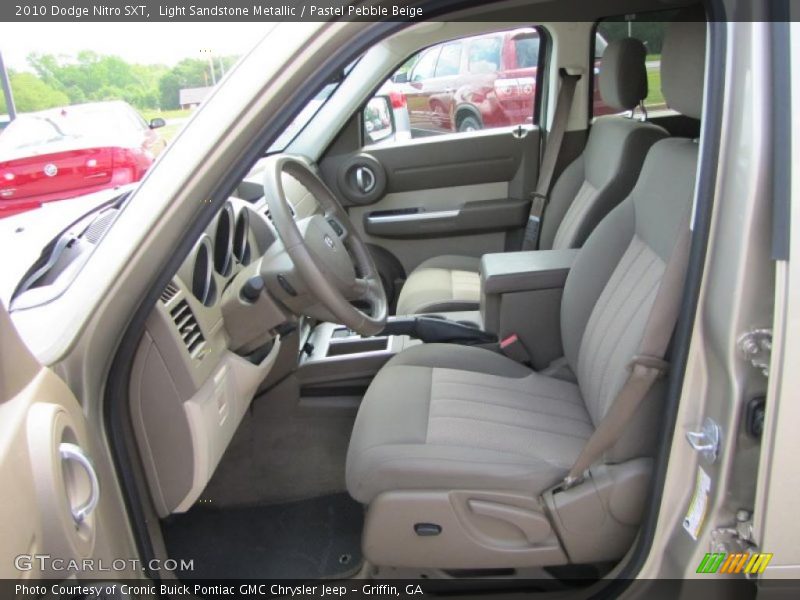 Light Sandstone Metallic / Pastel Pebble Beige 2010 Dodge Nitro SXT