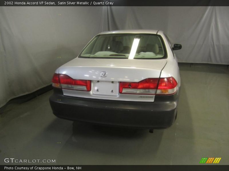 Satin Silver Metallic / Quartz Gray 2002 Honda Accord VP Sedan