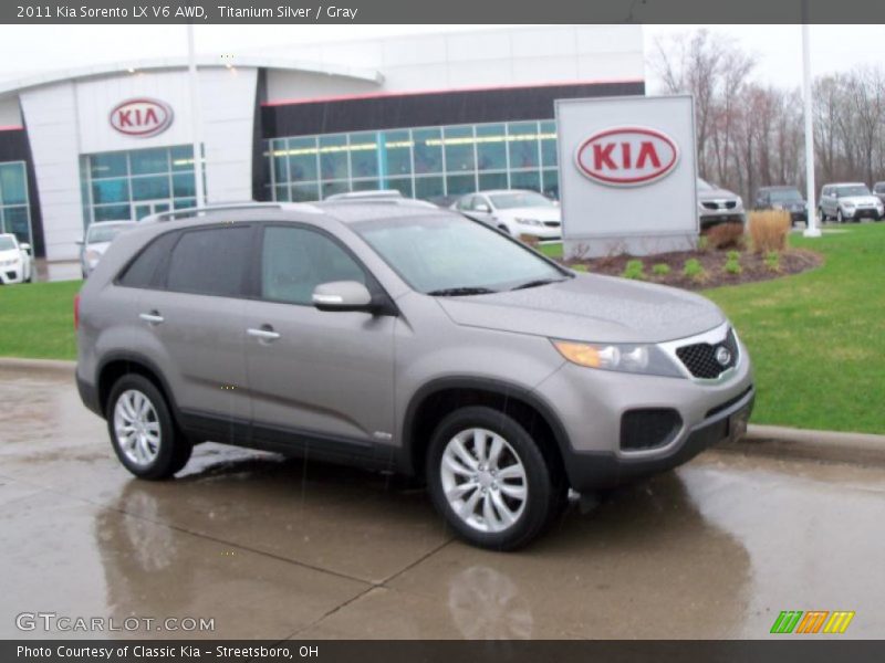 Titanium Silver / Gray 2011 Kia Sorento LX V6 AWD