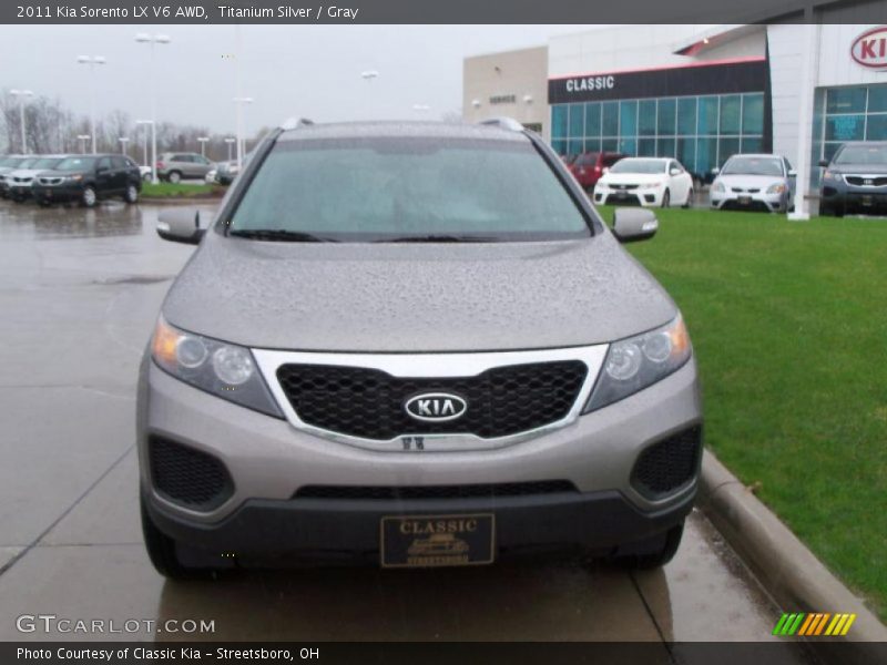 Titanium Silver / Gray 2011 Kia Sorento LX V6 AWD