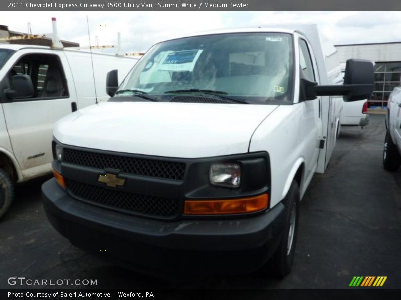 Summit White / Medium Pewter 2011 Chevrolet Express Cutaway 3500 Utility Van