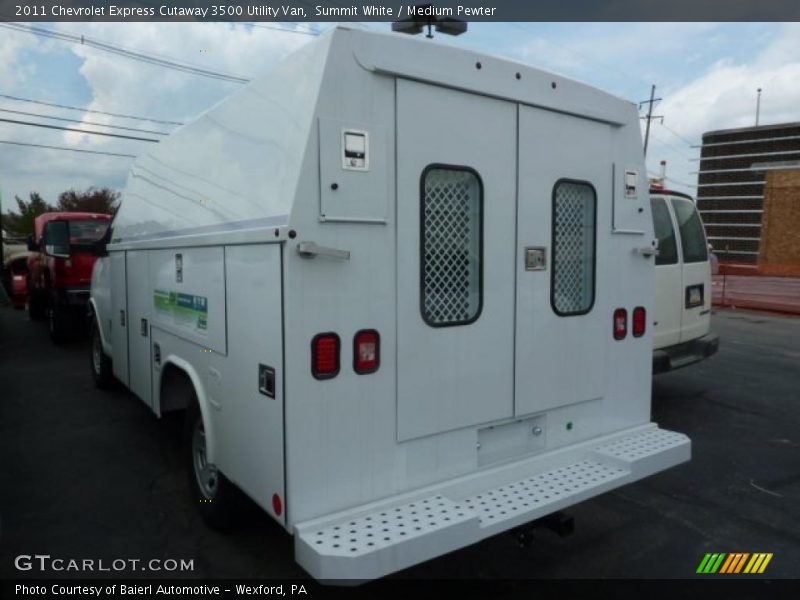 Summit White / Medium Pewter 2011 Chevrolet Express Cutaway 3500 Utility Van
