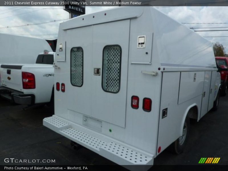 Summit White / Medium Pewter 2011 Chevrolet Express Cutaway 3500 Utility Van
