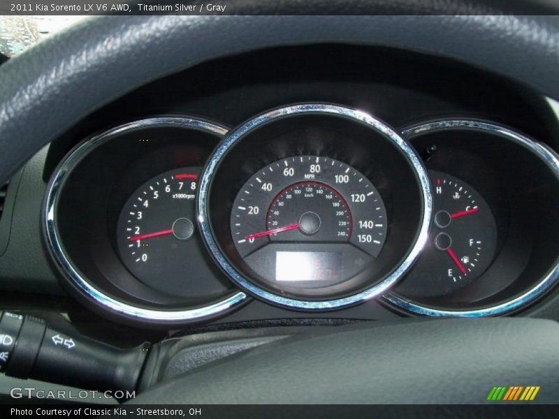 Titanium Silver / Gray 2011 Kia Sorento LX V6 AWD