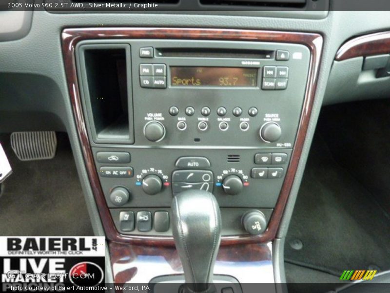 Silver Metallic / Graphite 2005 Volvo S60 2.5T AWD