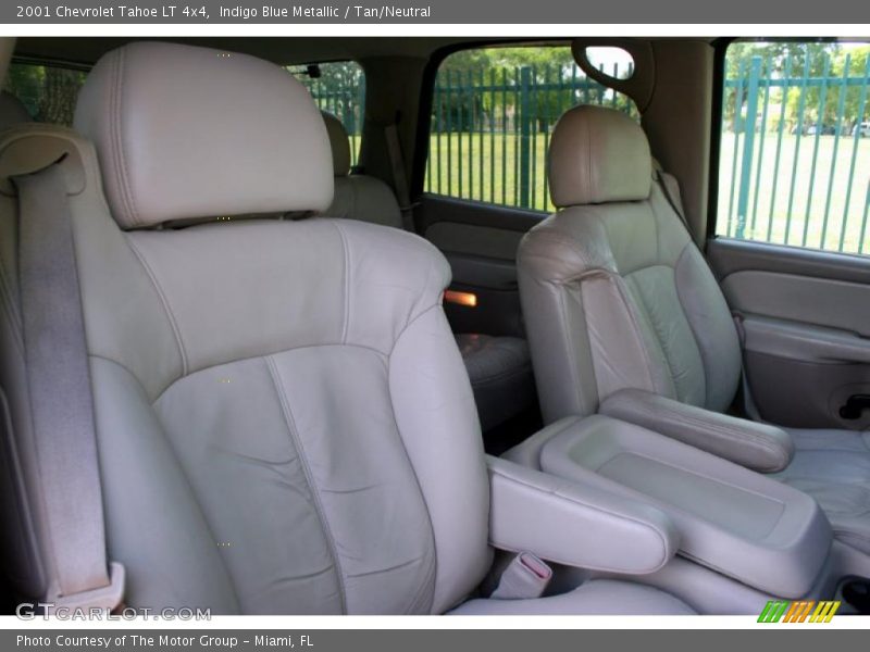 Indigo Blue Metallic / Tan/Neutral 2001 Chevrolet Tahoe LT 4x4