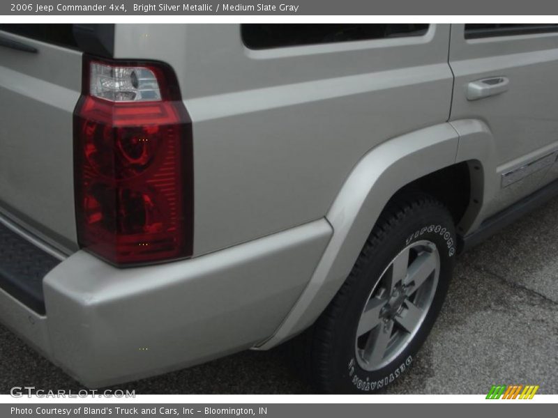 Bright Silver Metallic / Medium Slate Gray 2006 Jeep Commander 4x4