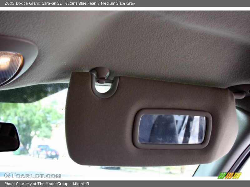 Butane Blue Pearl / Medium Slate Gray 2005 Dodge Grand Caravan SE