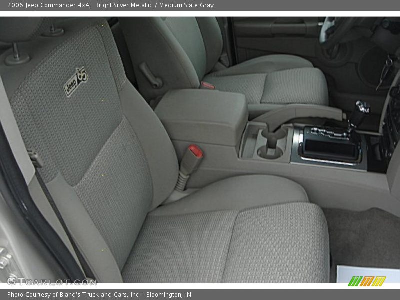 Bright Silver Metallic / Medium Slate Gray 2006 Jeep Commander 4x4