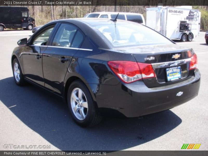 Taupe Gray Metallic / Jet Black 2011 Chevrolet Cruze LT