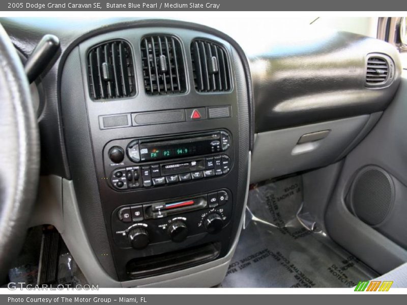 Butane Blue Pearl / Medium Slate Gray 2005 Dodge Grand Caravan SE