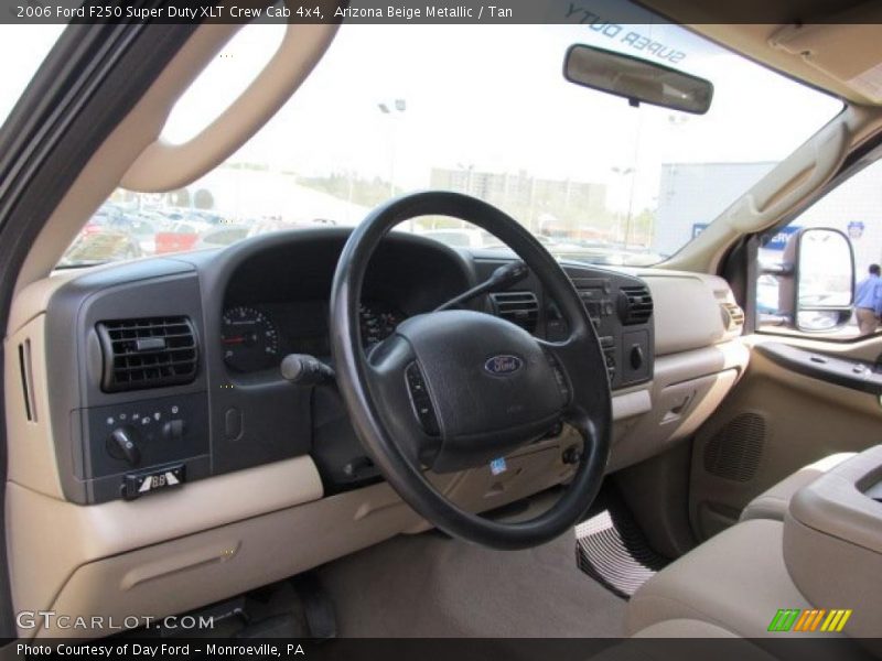 Arizona Beige Metallic / Tan 2006 Ford F250 Super Duty XLT Crew Cab 4x4