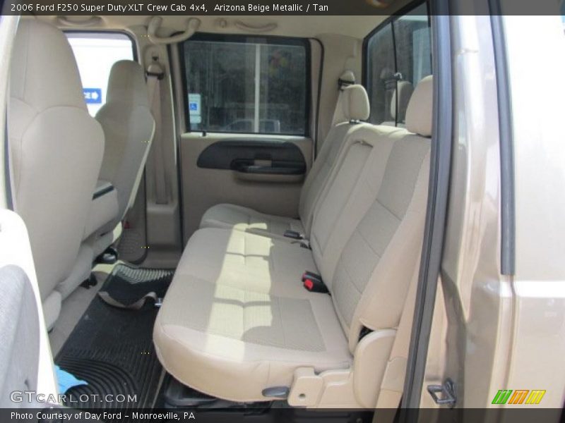  2006 F250 Super Duty XLT Crew Cab 4x4 Tan Interior