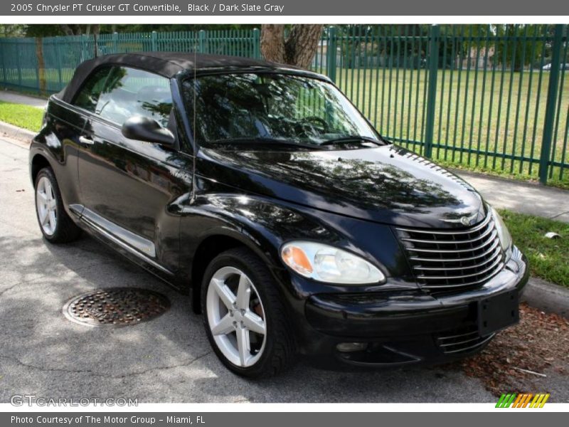 Front 3/4 View of 2005 PT Cruiser GT Convertible