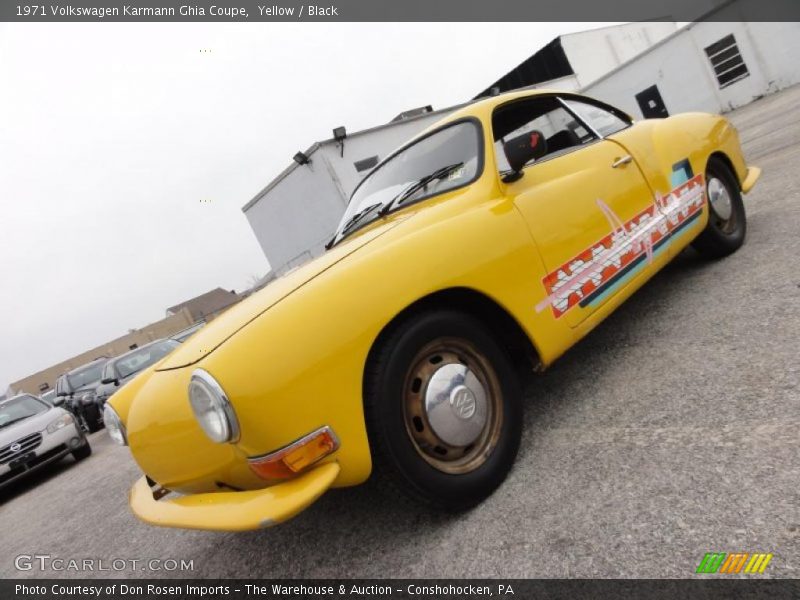 Yellow / Black 1971 Volkswagen Karmann Ghia Coupe