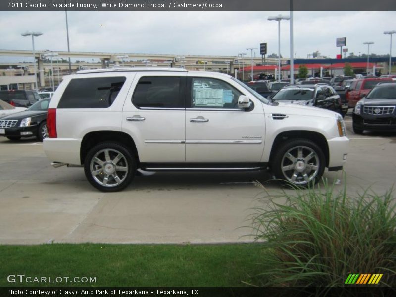 White Diamond Tricoat / Cashmere/Cocoa 2011 Cadillac Escalade Luxury