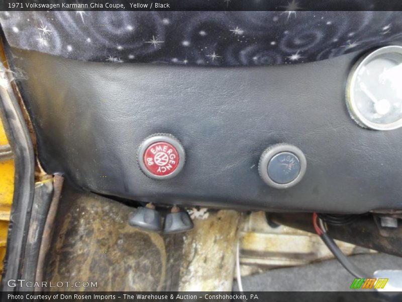 Controls of 1971 Karmann Ghia Coupe