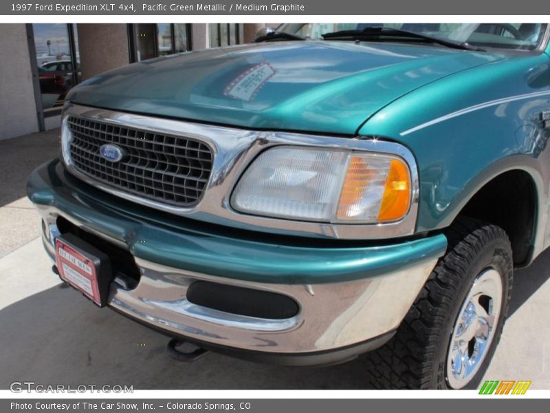 Pacific Green Metallic / Medium Graphite 1997 Ford Expedition XLT 4x4