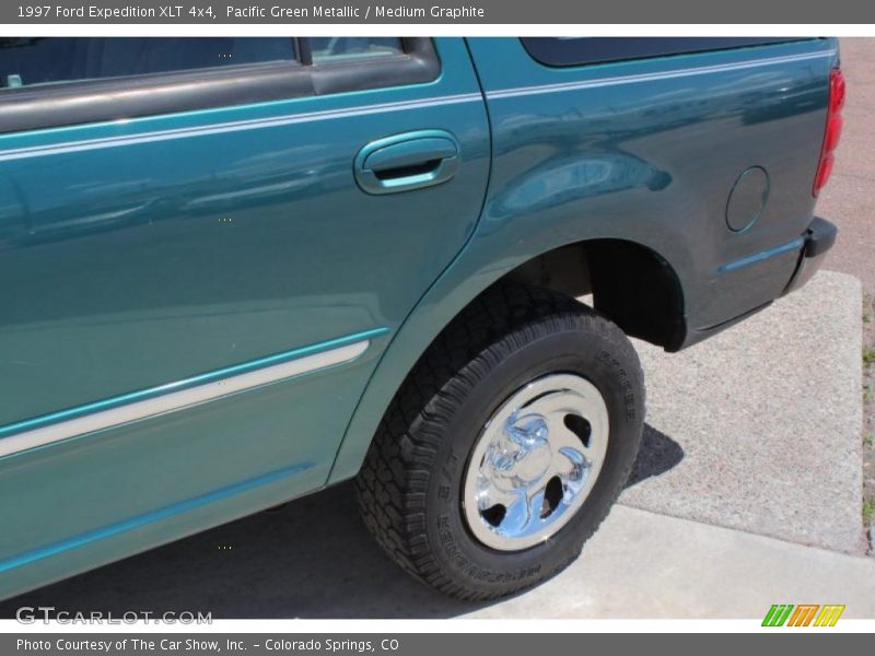 Pacific Green Metallic / Medium Graphite 1997 Ford Expedition XLT 4x4