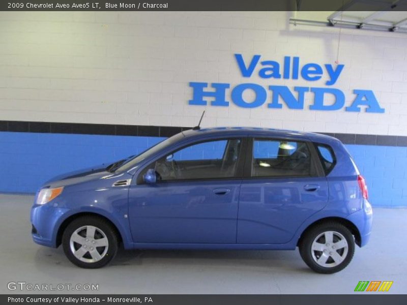 Blue Moon / Charcoal 2009 Chevrolet Aveo Aveo5 LT