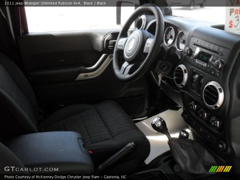 Black / Black 2011 Jeep Wrangler Unlimited Rubicon 4x4