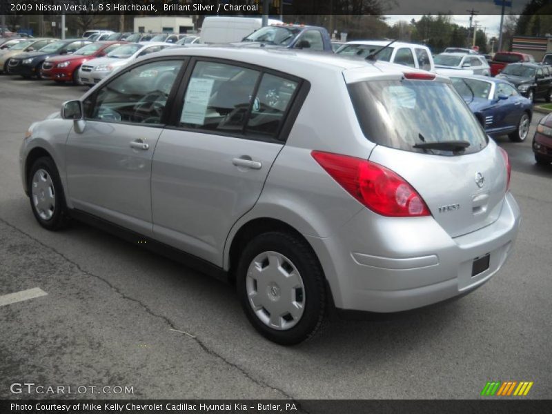 Brillant Silver / Charcoal 2009 Nissan Versa 1.8 S Hatchback