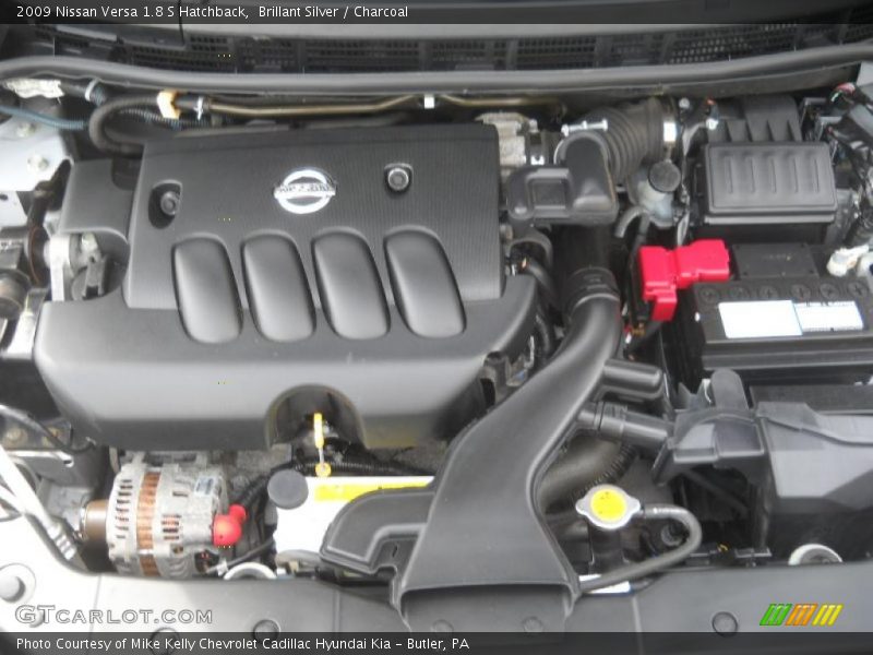 Brillant Silver / Charcoal 2009 Nissan Versa 1.8 S Hatchback