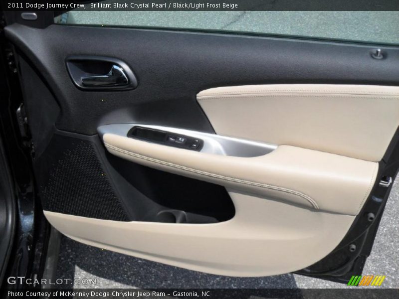 Brilliant Black Crystal Pearl / Black/Light Frost Beige 2011 Dodge Journey Crew