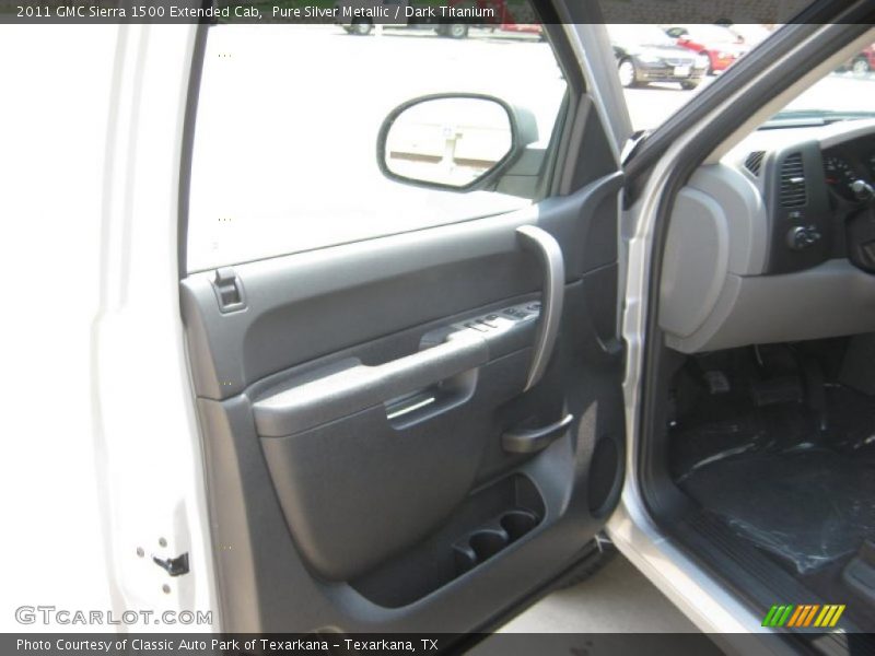 Pure Silver Metallic / Dark Titanium 2011 GMC Sierra 1500 Extended Cab