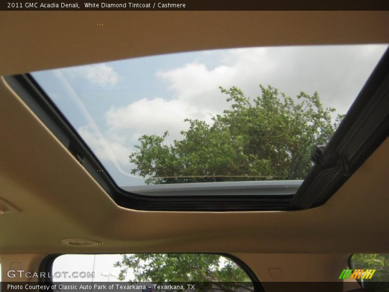 White Diamond Tintcoat / Cashmere 2011 GMC Acadia Denali