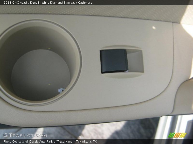 White Diamond Tintcoat / Cashmere 2011 GMC Acadia Denali