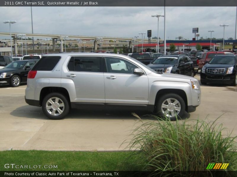 Quicksilver Metallic / Jet Black 2011 GMC Terrain SLE